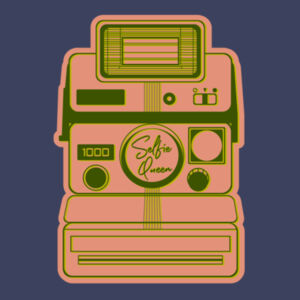 Selfie Queen - Retro Camera Design