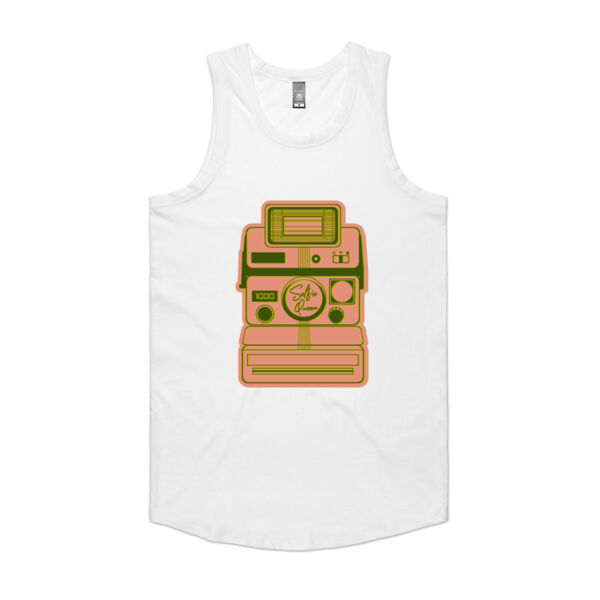 Selfie Queen - Retro Camera Thumbnail