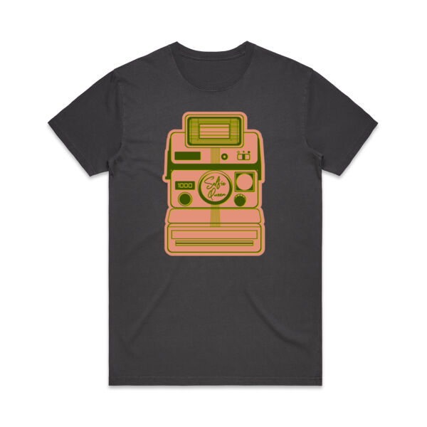 Selfie Queen - Retro Camera Thumbnail