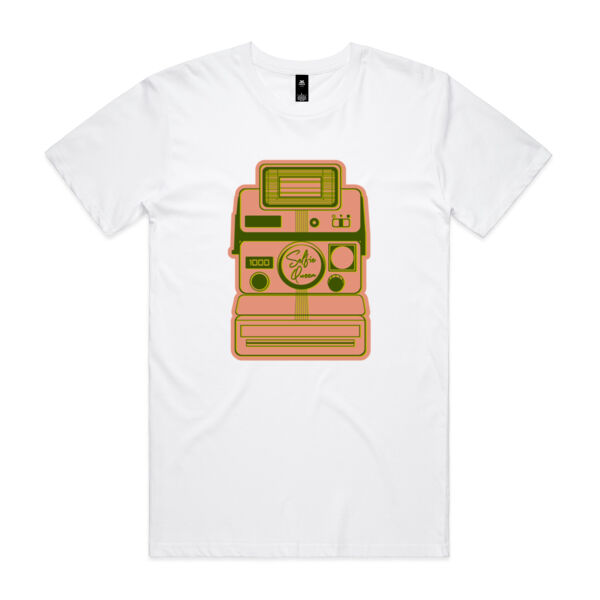 Selfie Queen - Retro Camera Thumbnail