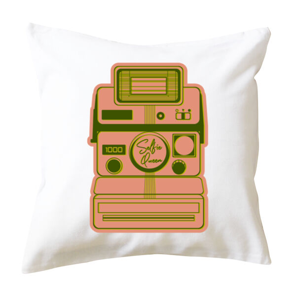 Selfie Queen - Retro Camera Thumbnail